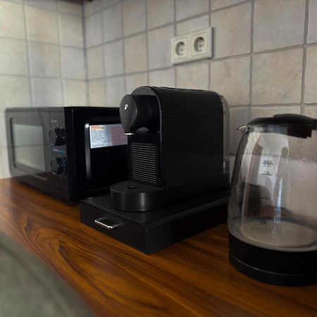 110Qm - 4 Zimmer - Privat Parkplatz - Zentral - Balkon - Mallibase Apartments كاسيل المظهر الخارجي الصورة