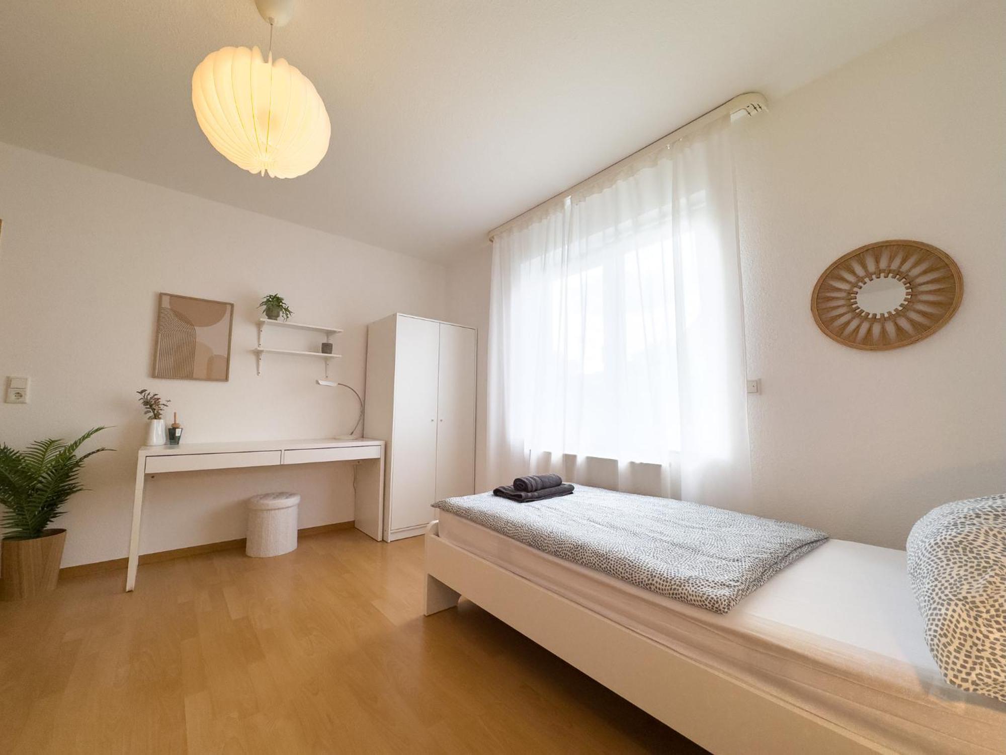 110Qm - 4 Zimmer - Privat Parkplatz - Zentral - Balkon - Mallibase Apartments كاسيل المظهر الخارجي الصورة