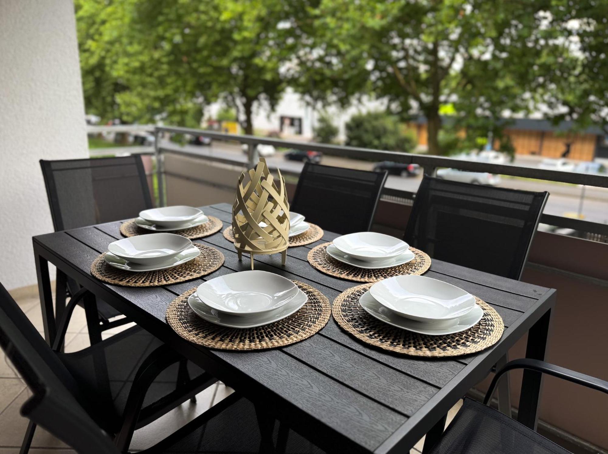 110Qm - 4 Zimmer - Privat Parkplatz - Zentral - Balkon - Mallibase Apartments كاسيل المظهر الخارجي الصورة